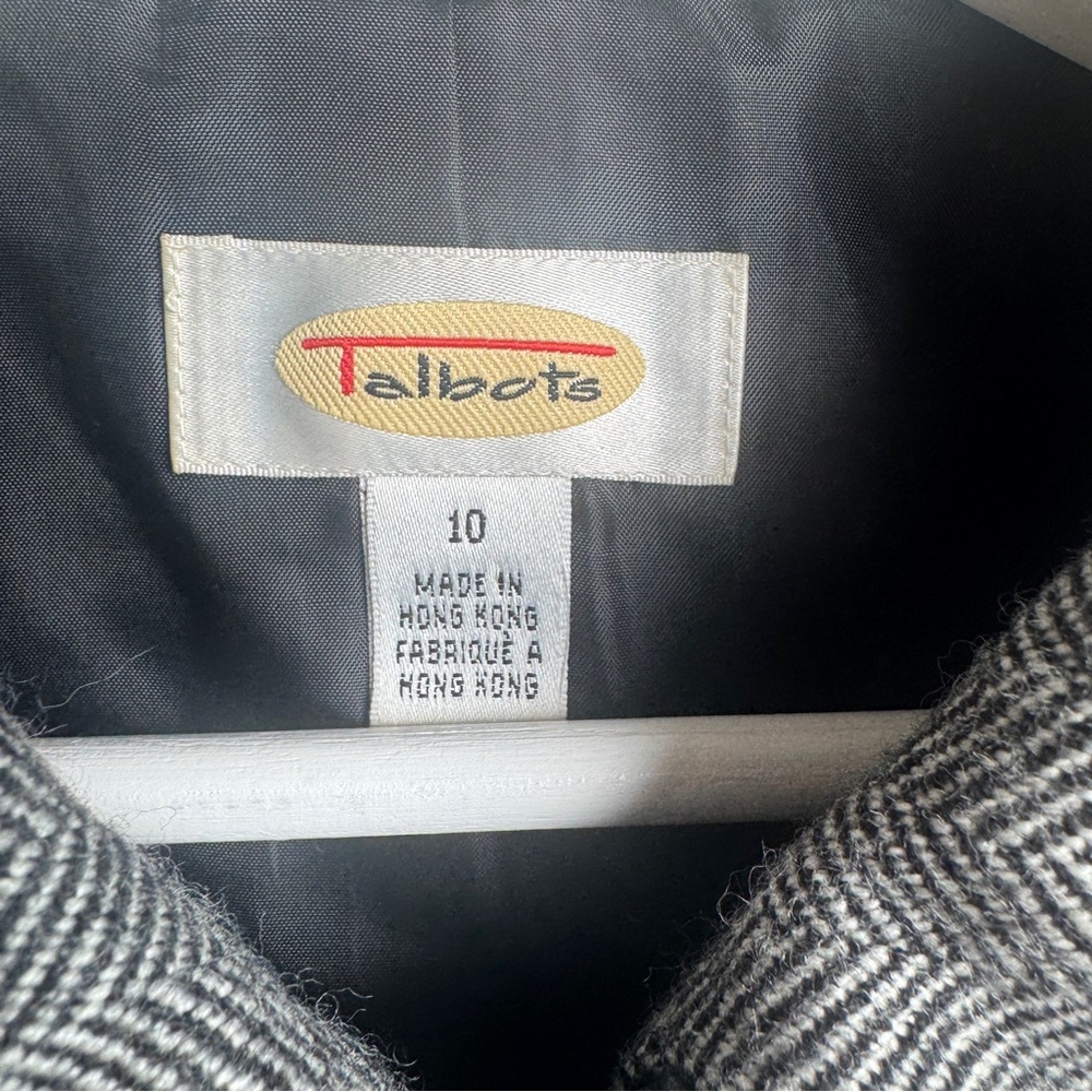 Talbots Gray 100% Wool Zip Front Blazer Size 10 - Picture 2 of 10